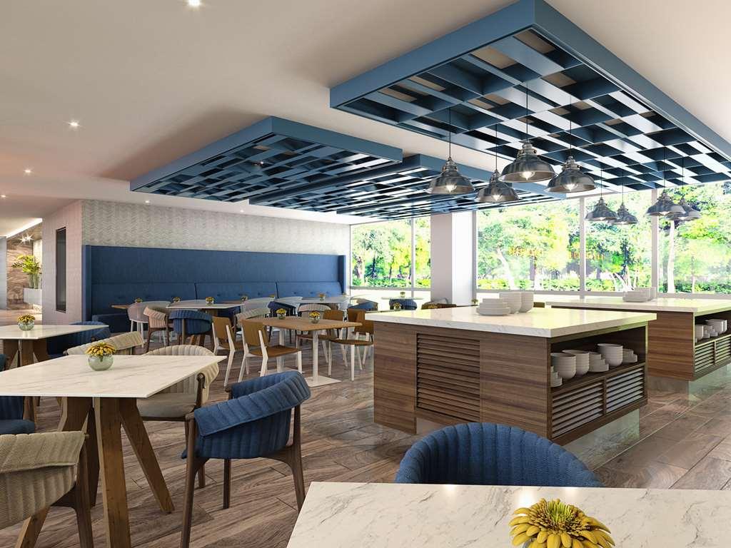 Avani Cancun Airport -Previously Nh Cancun Airport- Alfredo V. Bonfil Restaurant bilde