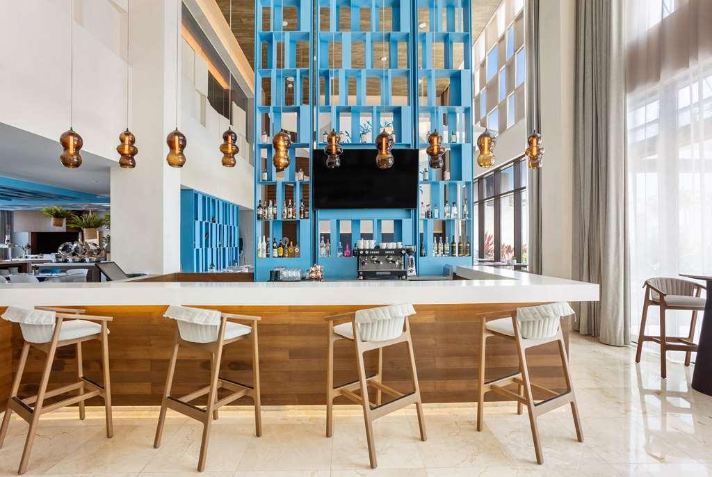 Avani Cancun Airport -Previously Nh Cancun Airport- Alfredo V. Bonfil Restaurant bilde